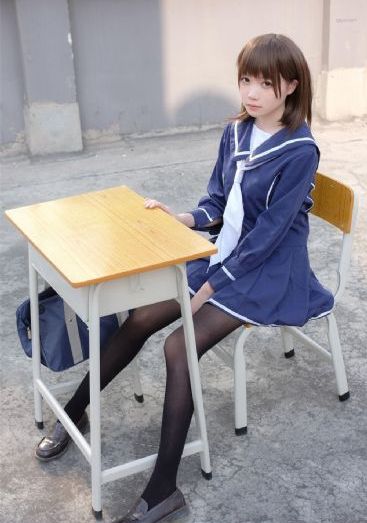 落翅女