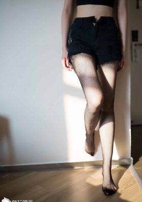 多人舌头伺候她h