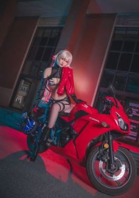 乱世佳人吃奶未删除版