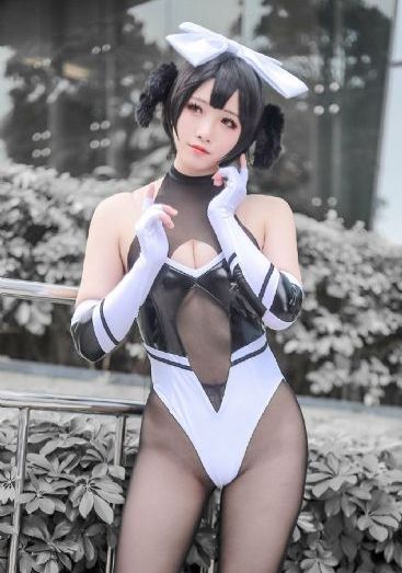 他的城